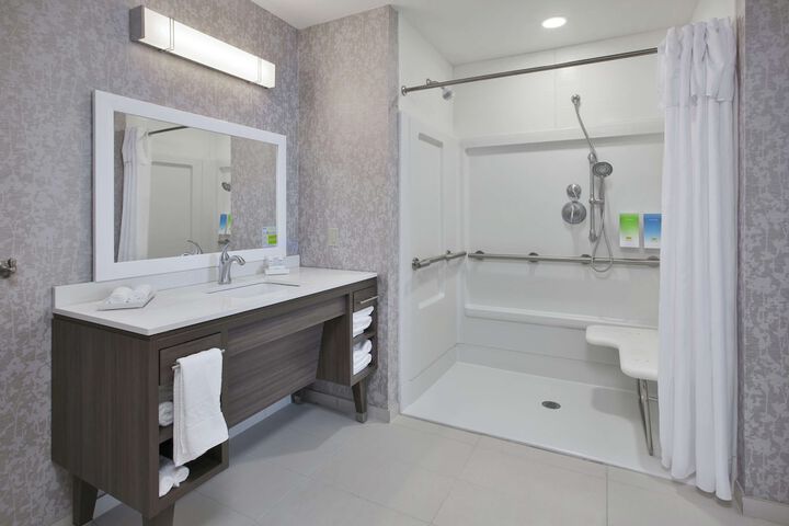 Bathroom shower
