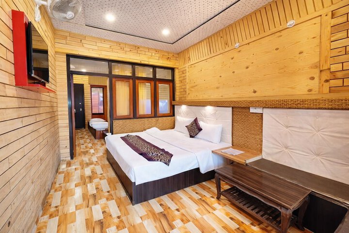 Room 13 of 48