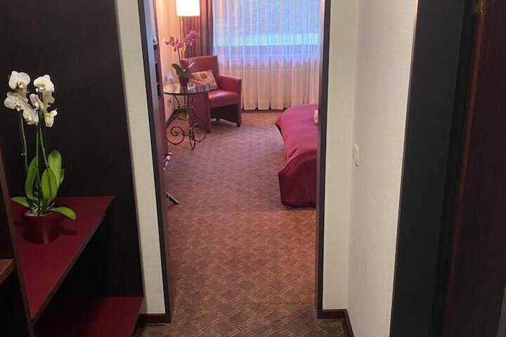 Room 7 of 36