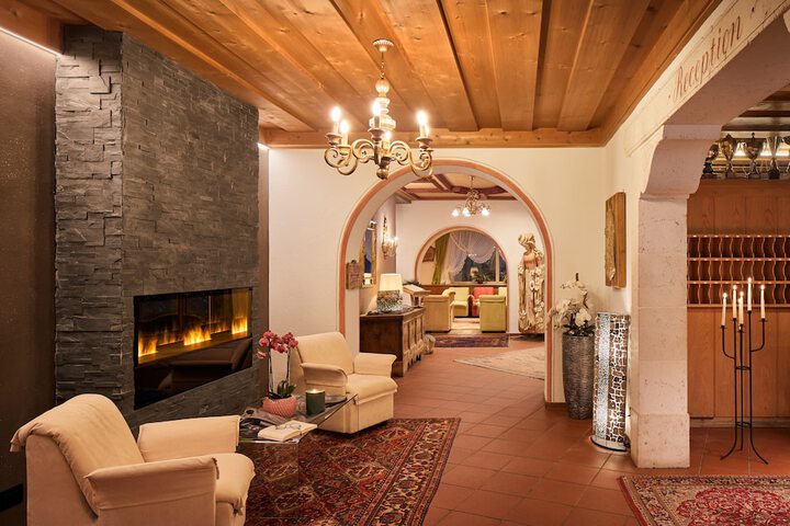 Hotel Interior 2 of 110