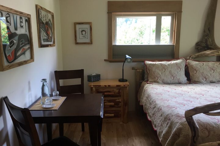 Room 4 of 61