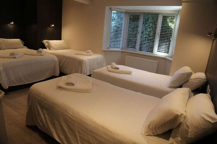 Room 2 of 49