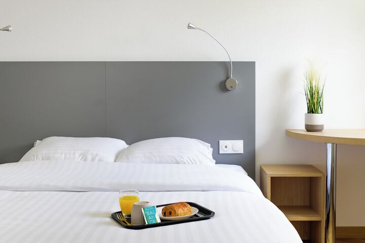 Room 20 of 54