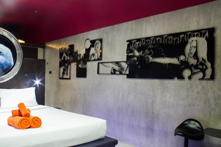 Room 2 of 29