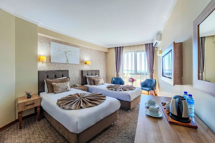 Room 17 of 113