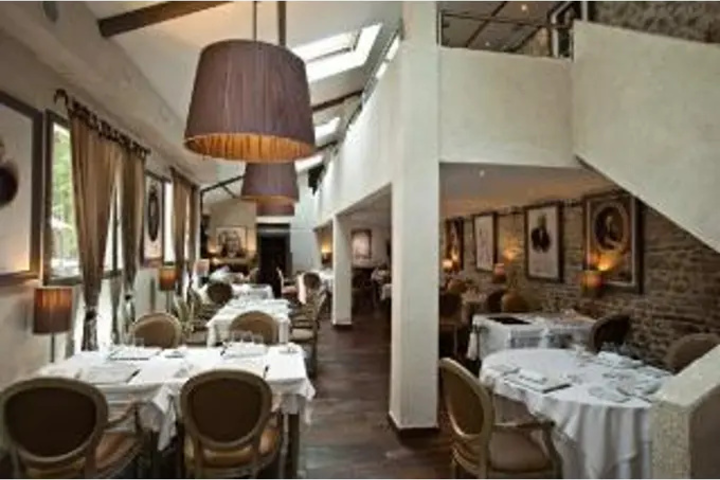 restaurant