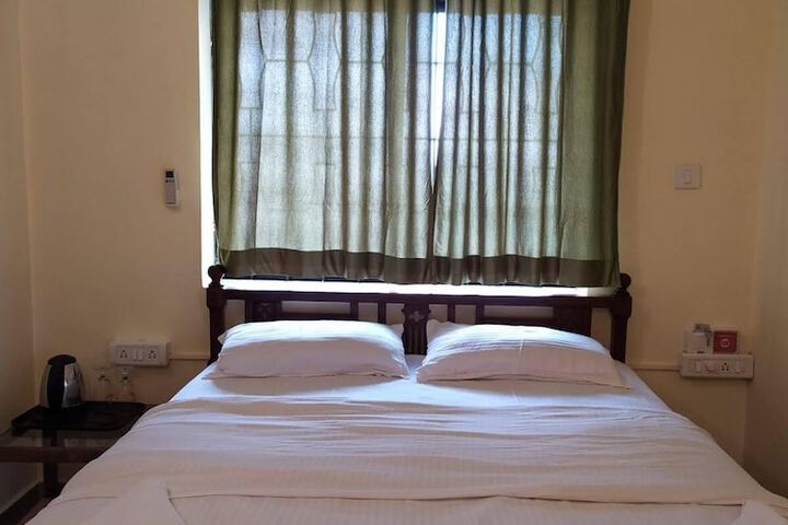 Room 7 of 39