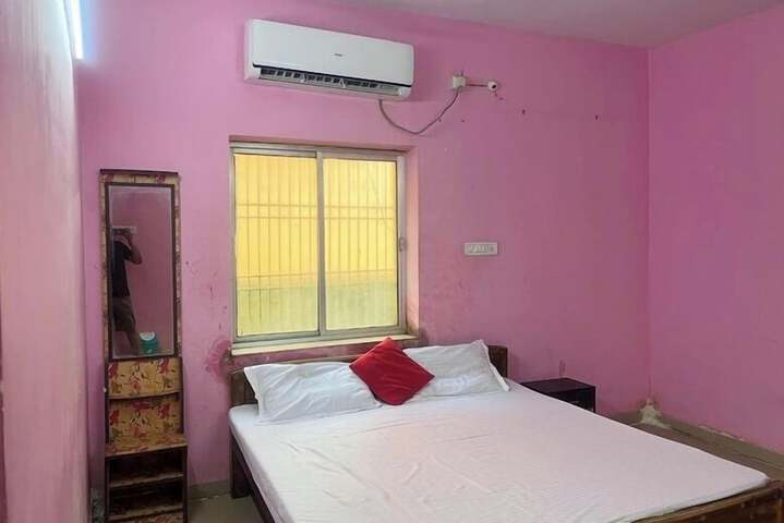 Room 3 of 5