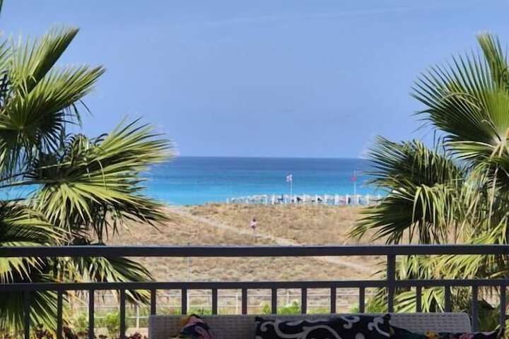 Beach 23 of 31