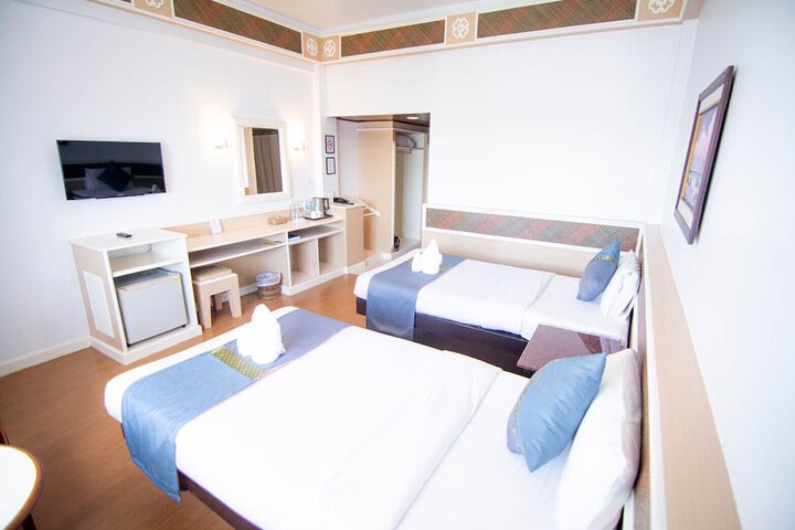 Room 6 of 44