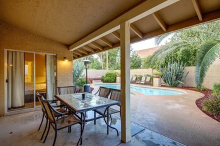 Terrace/Patio 16 of 17