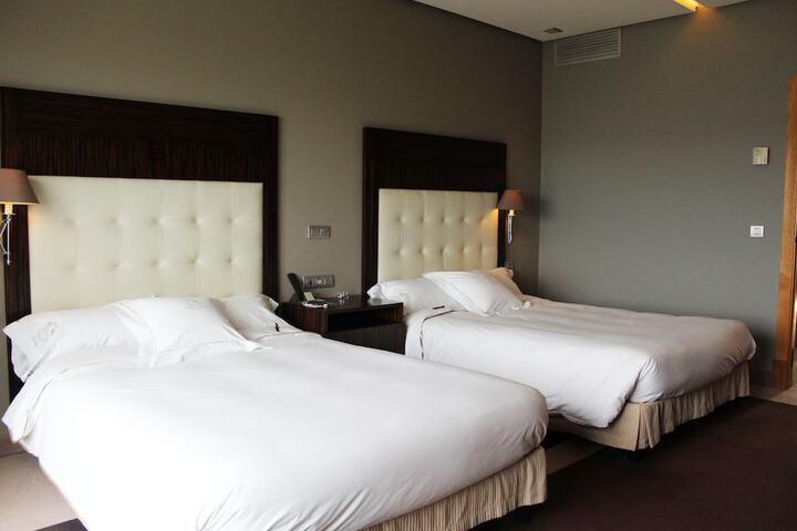 Room 30 of 131