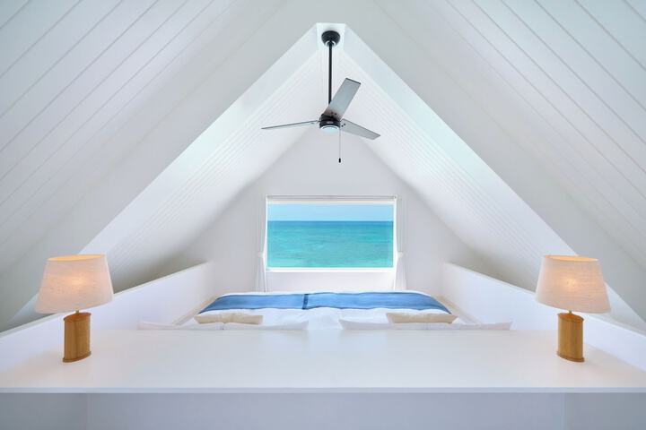 Room 11 of 24