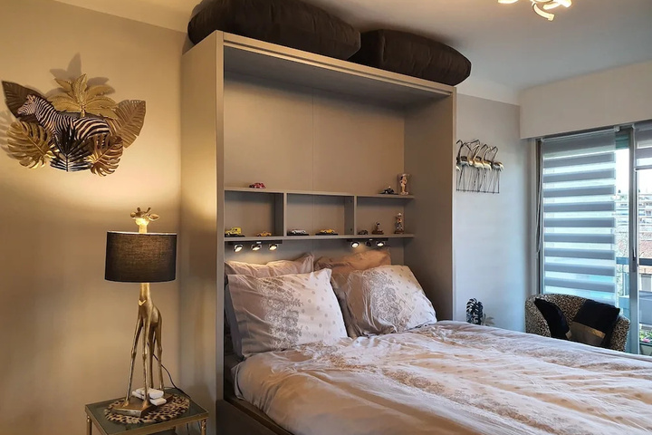 Room 3 of 10