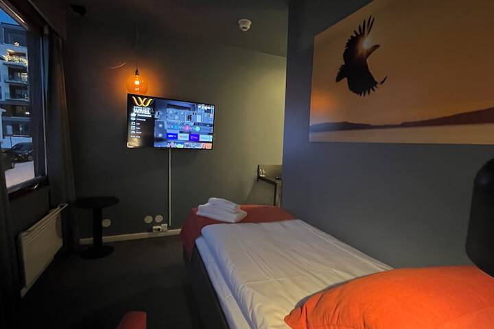 Room 19 of 47