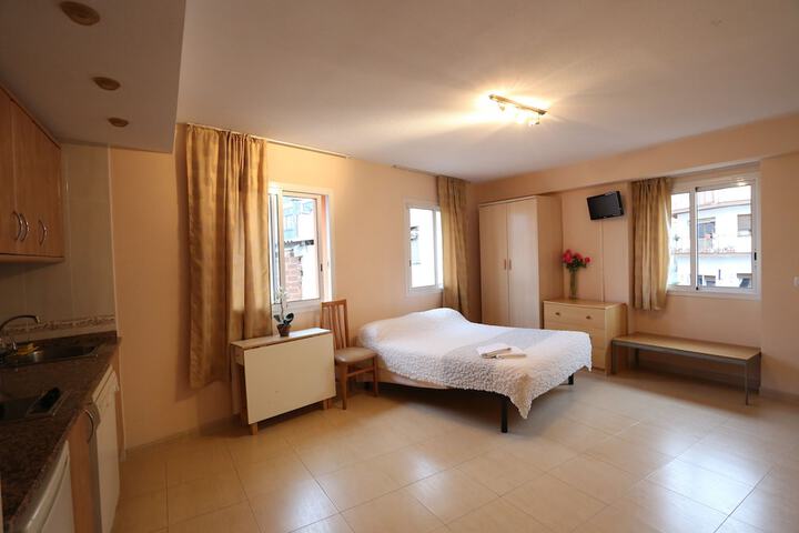 Room 5 of 44