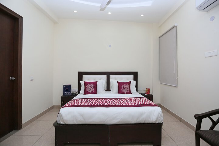 Room 14 of 17