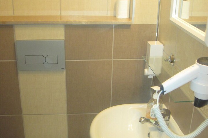 Room 10 of 54