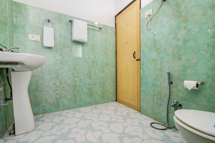Room 30 of 43