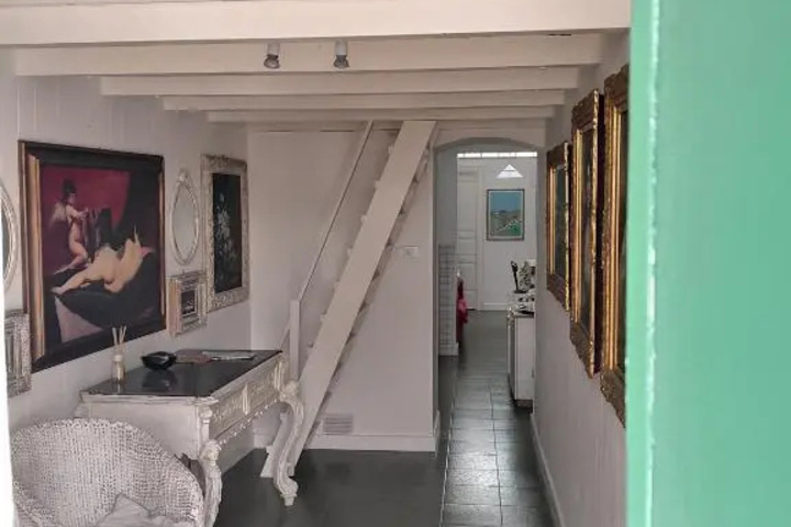 Room 3 of 5