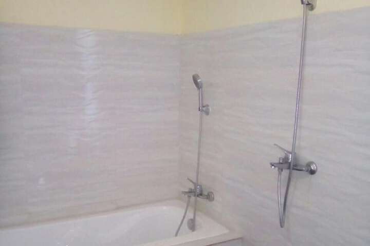 Room 11 of 26
