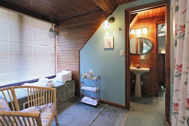 Bathroom Interior Photo