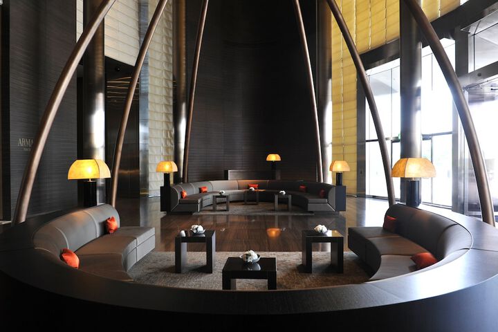 Guest Lobby