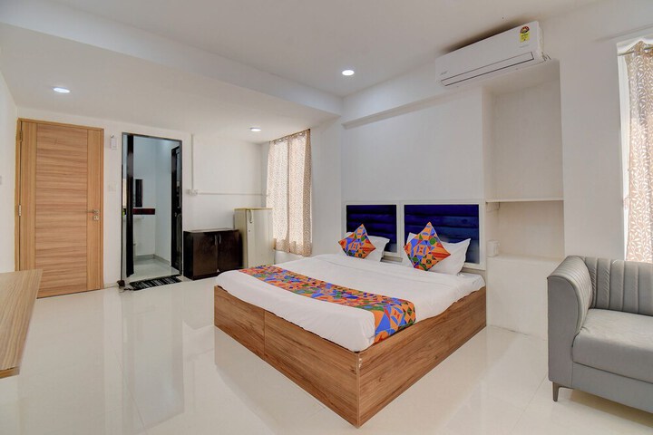 Room 14 of 34