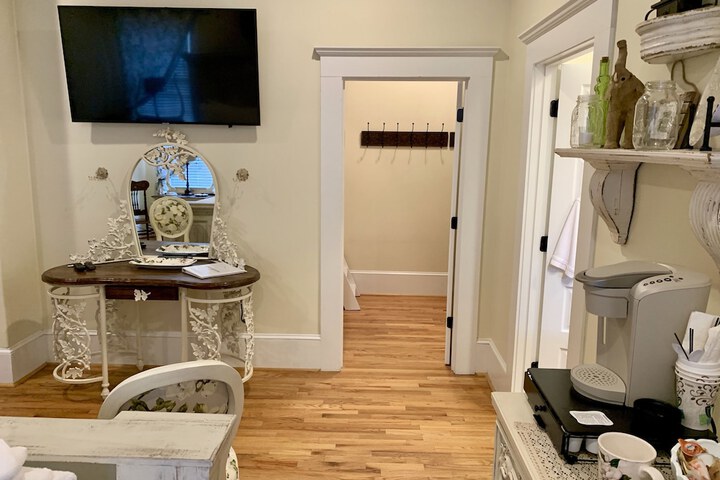 Room 19 of 47