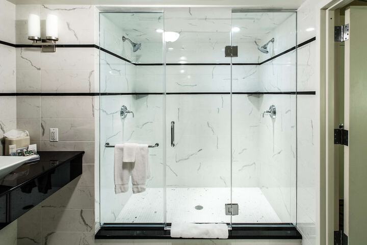 Bathroom shower