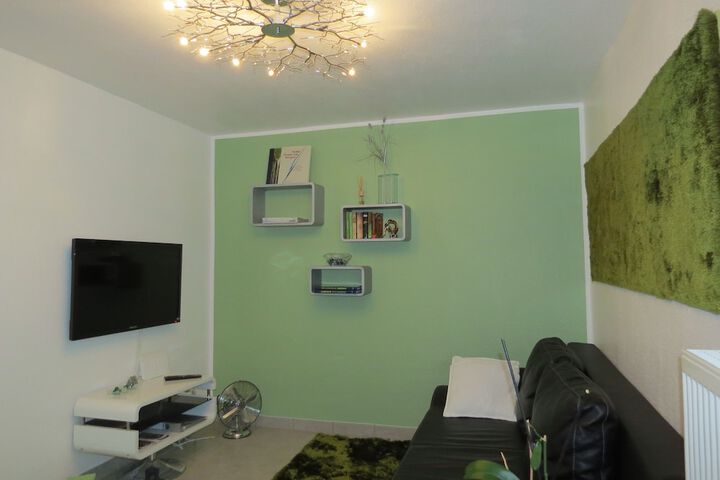 Room 19 of 38