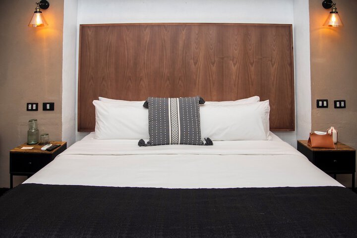 Room 26 of 75