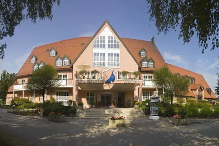 Hotel 40 of 45