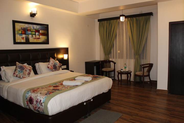 Room 13 of 53