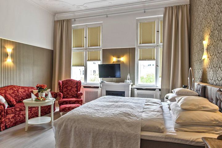 Room 45 of 110