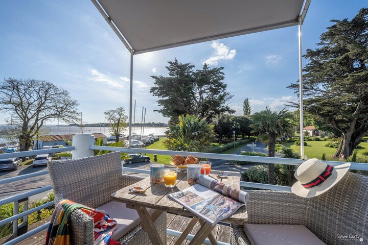 Terrace/Patio 16 of 26