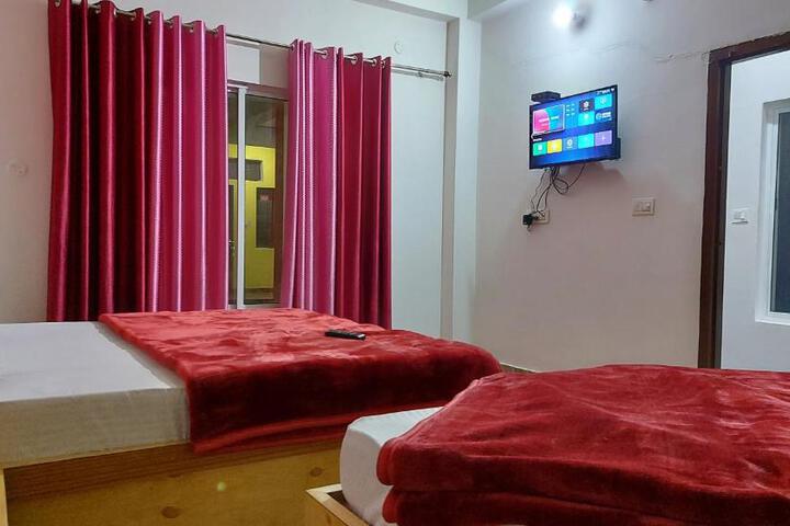 HOTEL HILL PARADIZE #Restro & Café