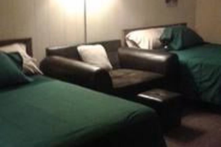 Room 7 of 10