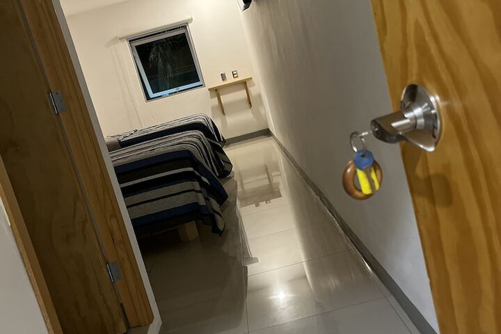 Room 5 of 14