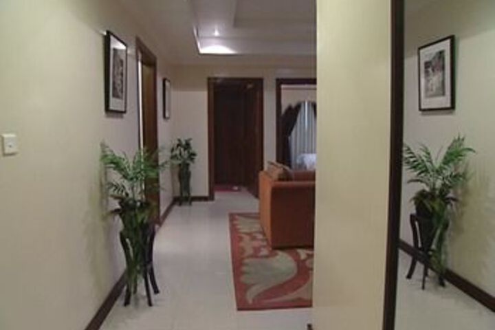 Room 23 of 27