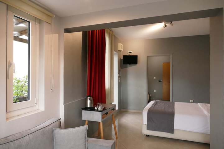 Room 33 of 55