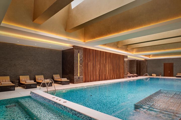 Pool 41 of 117