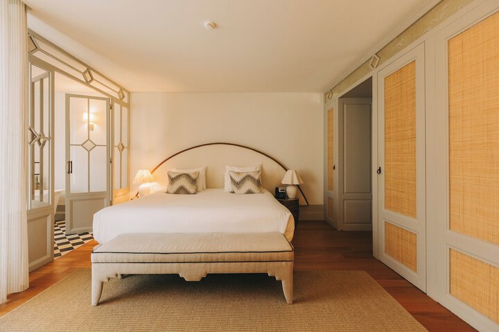 Room 21 of 118