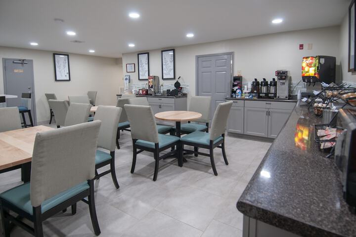 Breakfast area