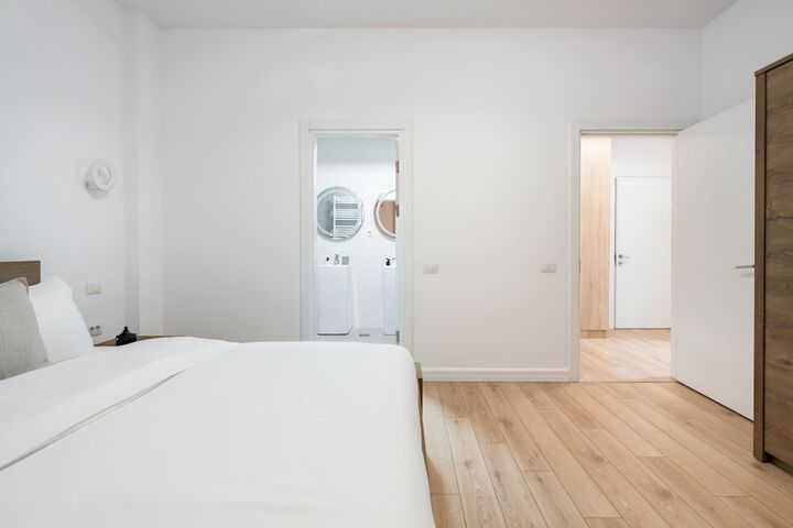 Room 60 of 355