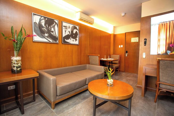 Room 57 of 178
