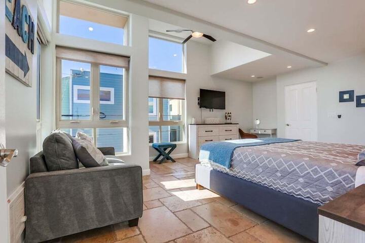 Room 4 of 62