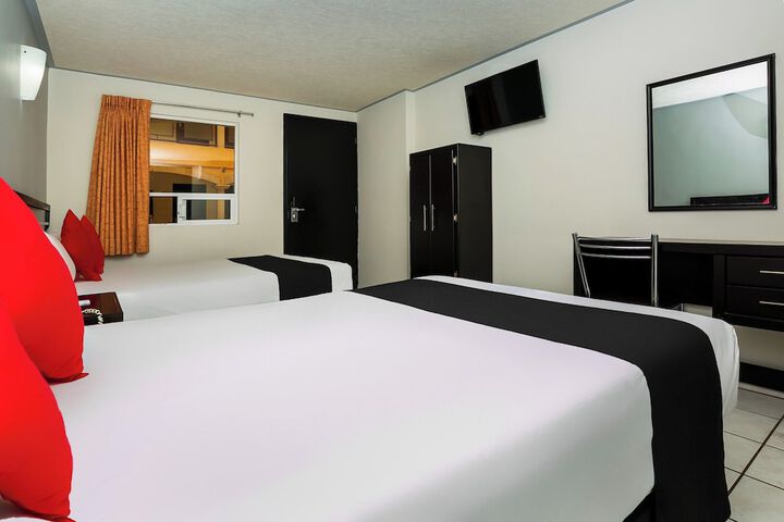 Room 12 of 39