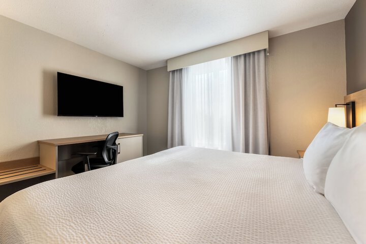 Room 20 of 76