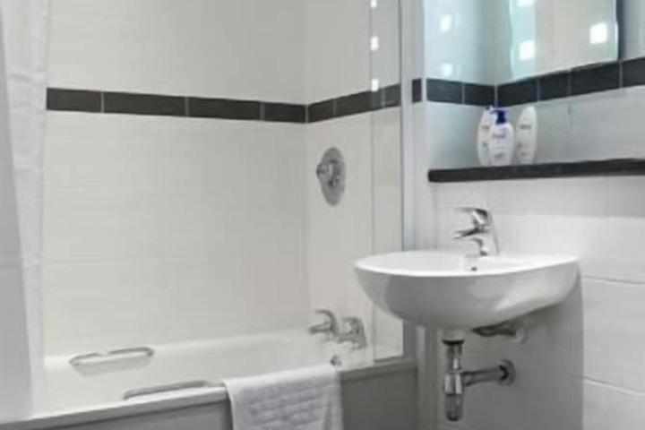 Clean Restrooms
